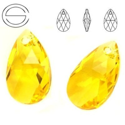 6106 MM 16 Swarovski Pear-shaped LIGHT TOPAZ